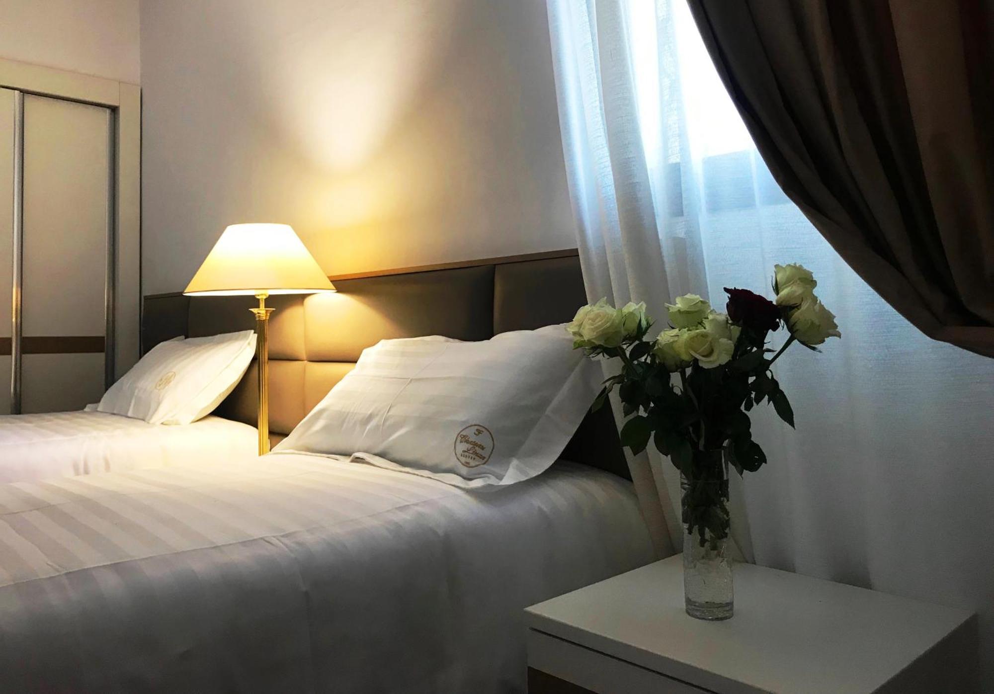 Chateau Linza Resort 地拉那 外观 照片