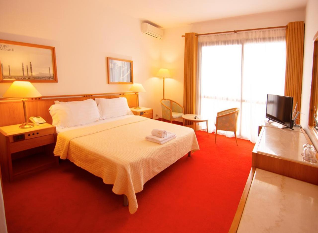 Chateau Linza Resort 地拉那 外观 照片
