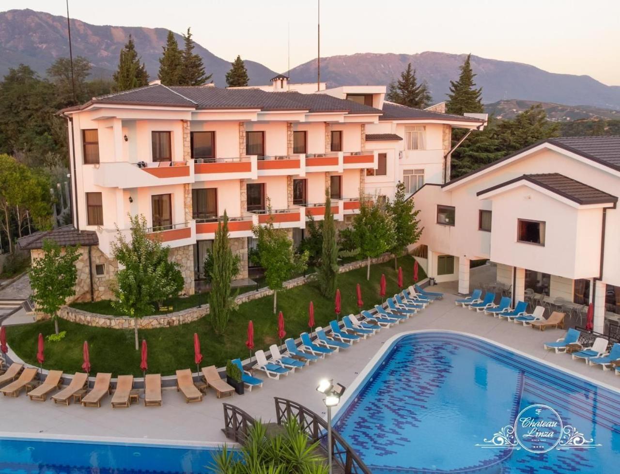 Chateau Linza Resort 地拉那 外观 照片